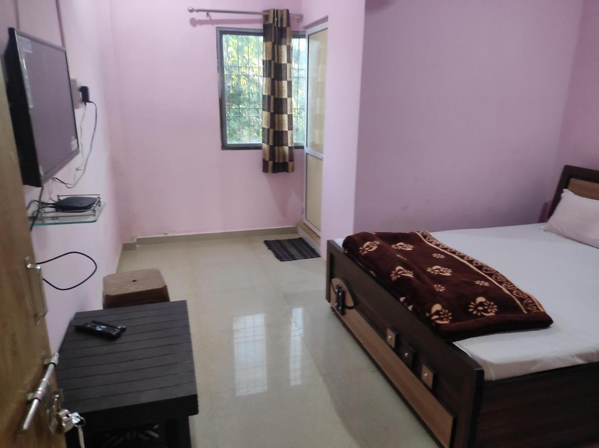 Vrundavan Home Stay And Village Resort Kevadia Екстер'єр фото