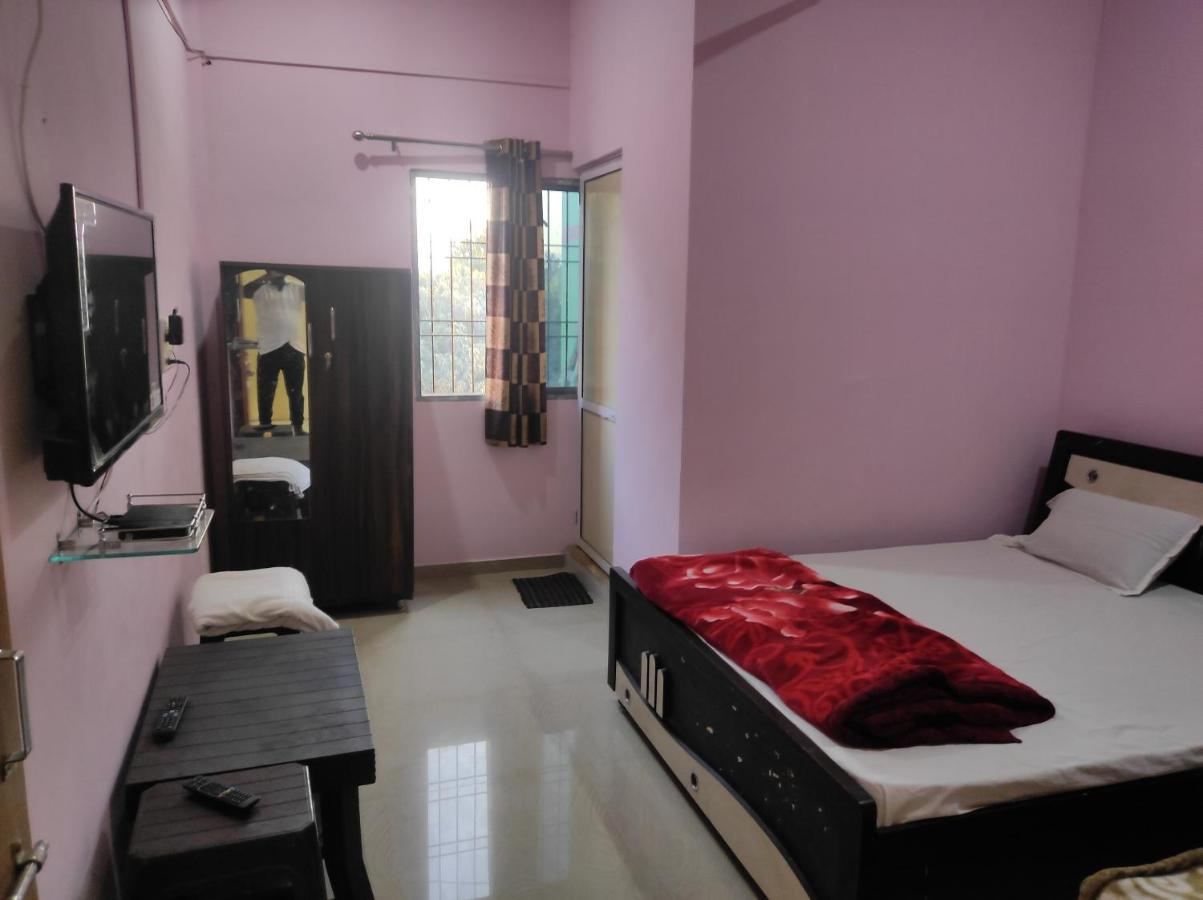 Vrundavan Home Stay And Village Resort Kevadia Екстер'єр фото